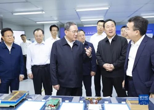 新華網：聚焦物聯感知、人工智能、大數據技術賦能，在加快數字化轉型中塑造高質量開展新動能新優勢